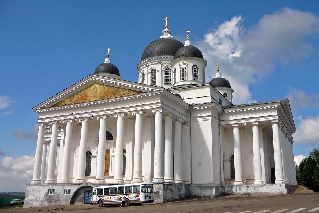 Restavratsiya i rekonstruktsiya istoricheskikh zdaniy